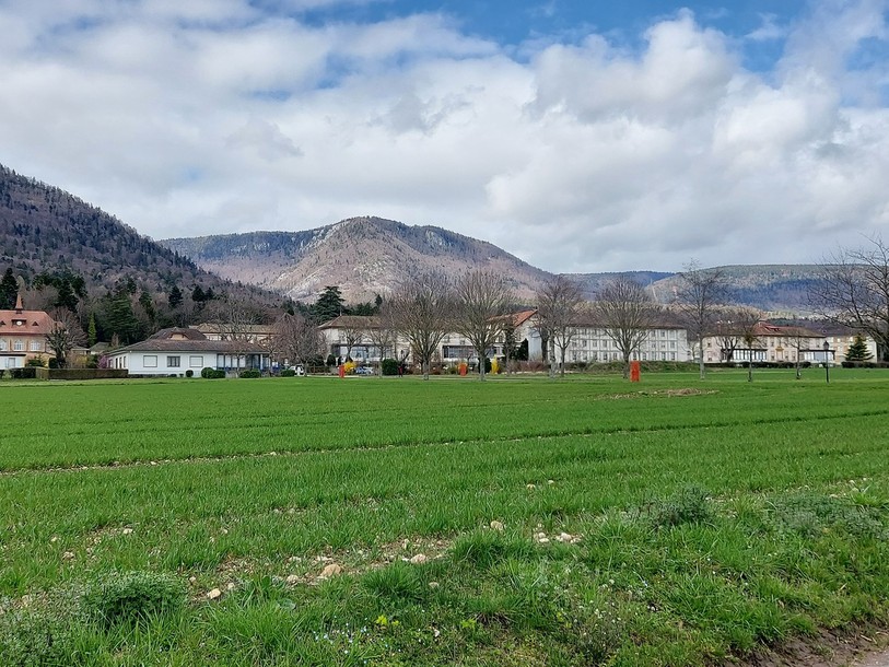 Durant plus de 20 ans, Serge Gamma a du gérer plusieurs crises migratoires, mais aussi les problèmes de surpopulation dans certaines structures, comme ici au centre fédéral d'asile de Boudry.