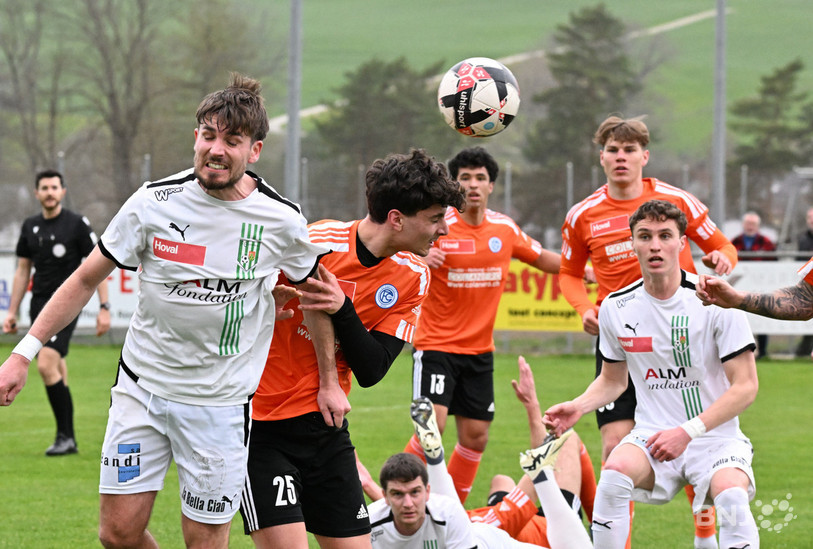 Le FC Courtételle a eu droit à un gros défi physique samedi. (Photo : Georges Henz)