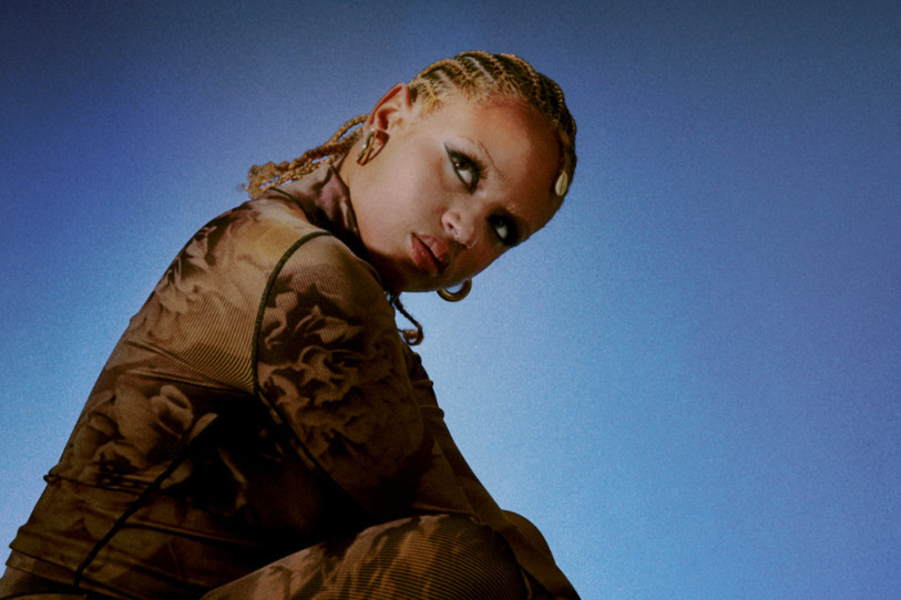 Chanteuse de RnB, d'afro pop et de soul, Lakna sera l'une des têtes d'affiche du P'tit du Gros. Elle a déjà foulé les scènes du Montreux Jazz, du Gurten, du Cully Jazz et se produira aussi au Paléo cette année. (Photo: Tony Altermatt).