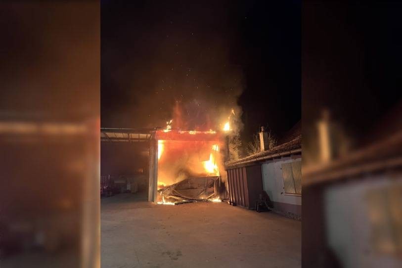 Incendie à Fahy (Photo : Police cantonale jurassienne)