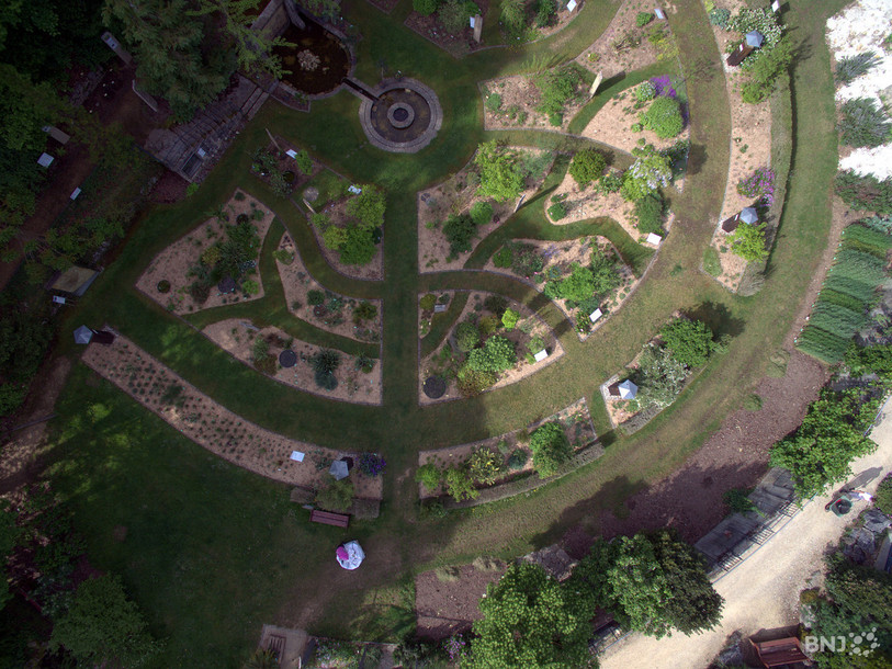 Le Jardin botanique de Neuchâtel accueille l'exposition « Sauvages », tirée du film de Claude Barras, du 7 juin au 1er novembre. (Photo d'archives)