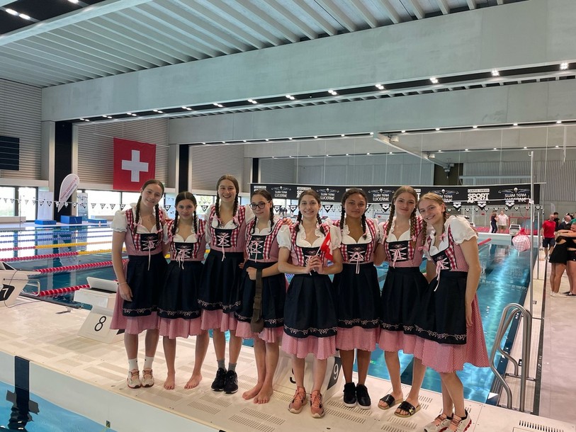 Les nageuses neuchâteloises ont terminé au pied du podium ce week-end. (Photo: Red-Fish Neuchâtel)