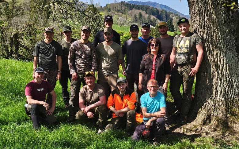13 nouveaux chasseurs sont venus à bout de leur formation (photo : Commission cantonale des examens de chasse )