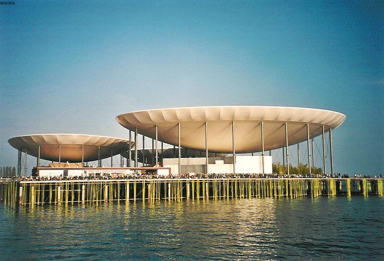 Expo 02