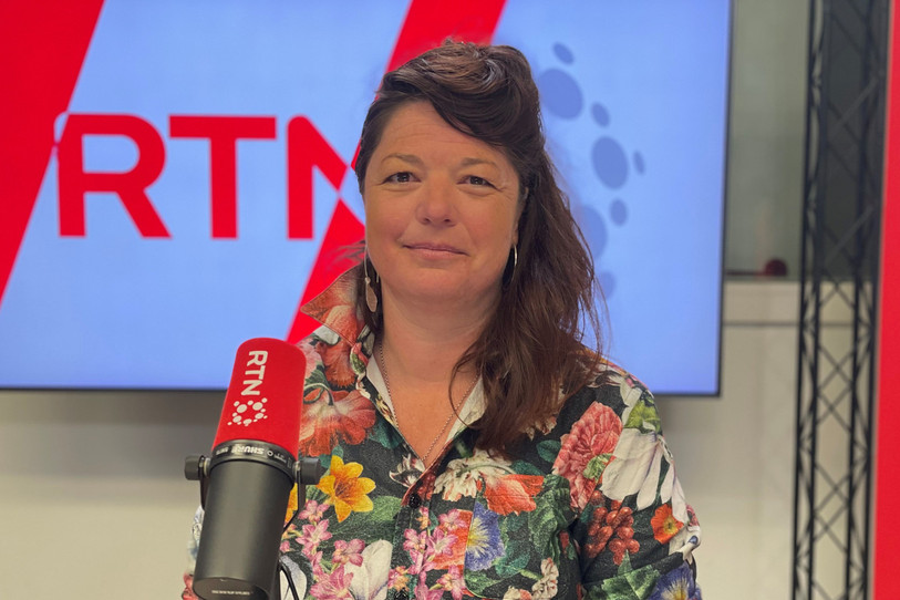 Jennifer Wesse Moser, coordinatrice du CCHAR (centre de création helvétique des arts de la rue), dans la Matinale.