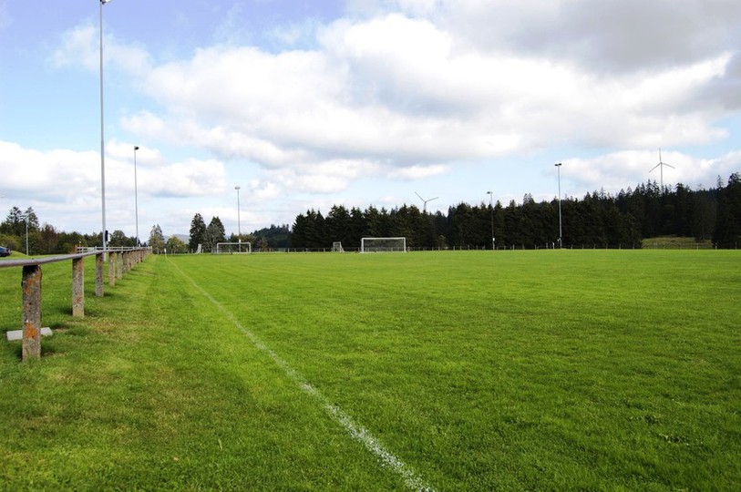 Un photomontage réalisé depuis le terrain de football des Genevez