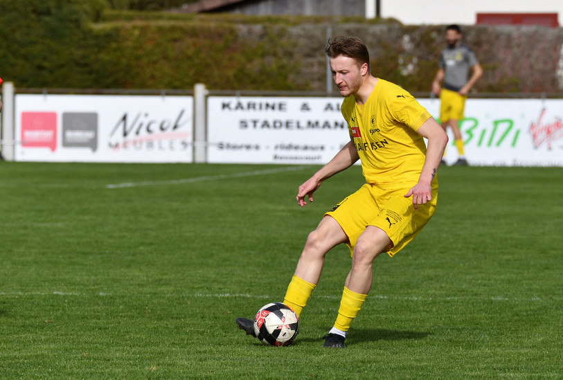 Défaite pour Nohan Cuenat et le FC Bassecourt en match de préparation contre Tavannes/Tramelan. (Photo : archives Georges Henz)