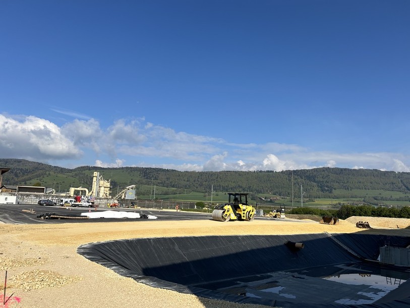 La commission de suivi et d'information du projet de géothermie profonde à Haute-Sorne a présenté la gestion des risques ainsi que le plan spécial d'intervention en cas d'accident, ce lundi à Bassecourt.