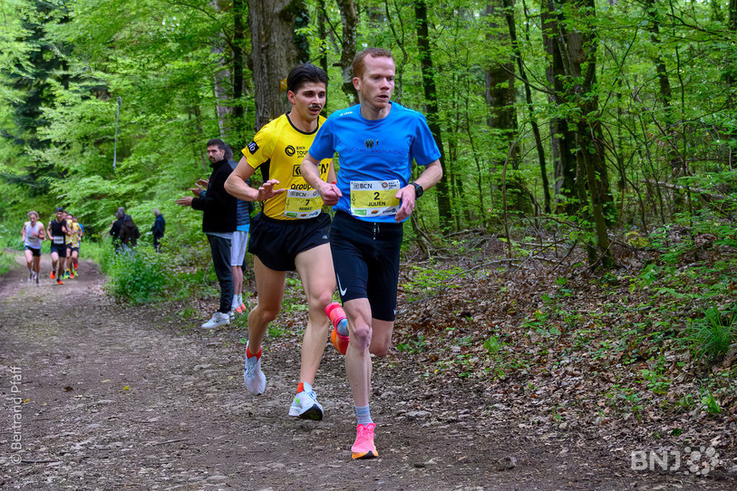 Mirko Ratano et Julien Fleury ont longtemps bataillé lors de cette étape du BCN Tour. (Photo: Bertrand Pfaff)