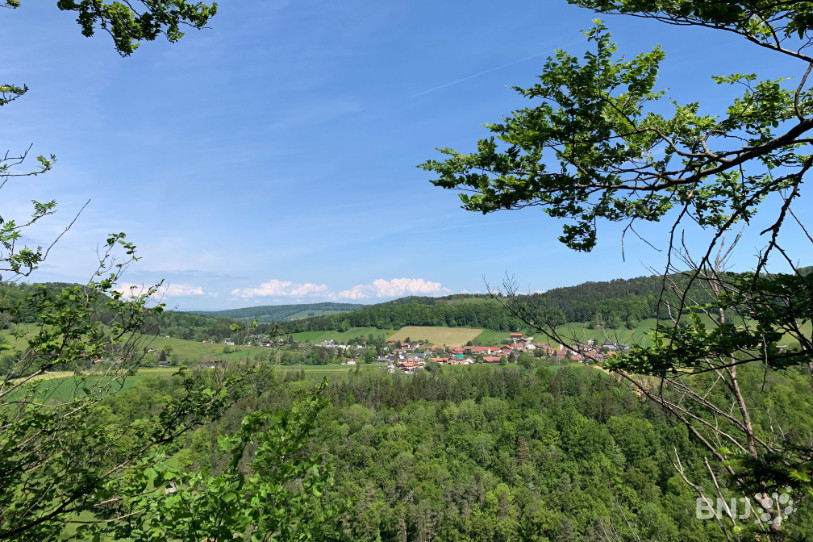 La crête au-dessus de Mettembert offre un joli point de vue sur Movelier.
