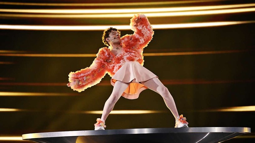 Nemo, vainqueur biennois de l'Eurovision, se proclame non-binaire. Cette position donne de l'espoir aux personnes s'identifiant à cette identité de genre. (Photo : archives/ Keystone-ATS)