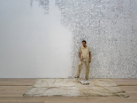 Des artistes prennent la Fondation Beyeler à Riehen pour en faire un centre d'art contemporain. (Photo: KEYSTONE/GEORGIOS KEFALAS).