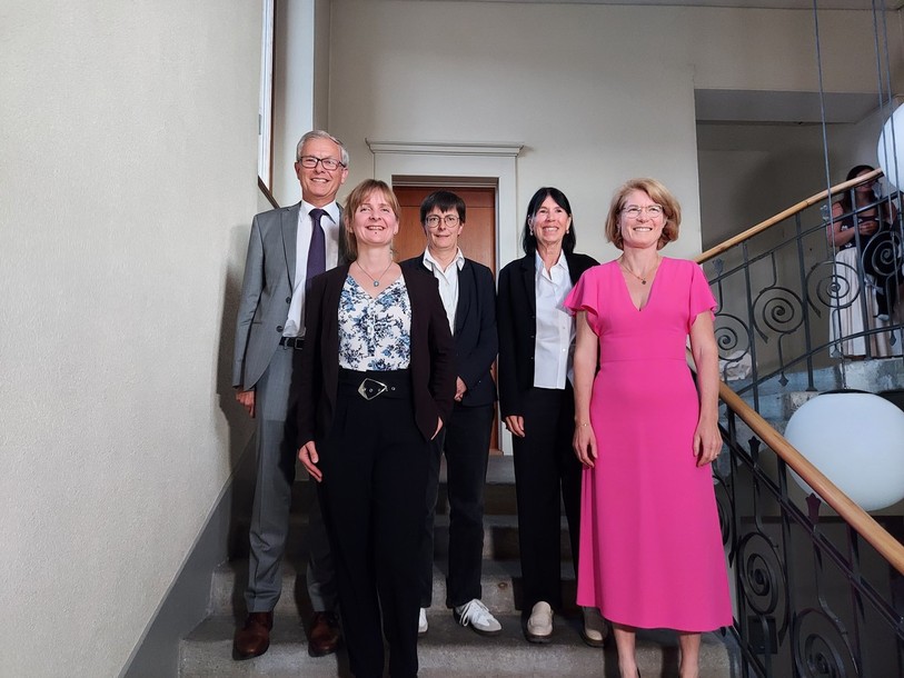Les partis en présence ne changent pas au Conseil communal de Milvignes. (De gauche à droite : Philippe DuPasquier (PLR), Roxane Kurowiak (Les Verts), Natacha Aubert (PVL), Corinne Maier (PLR) et Solange Platz Erard (PS)