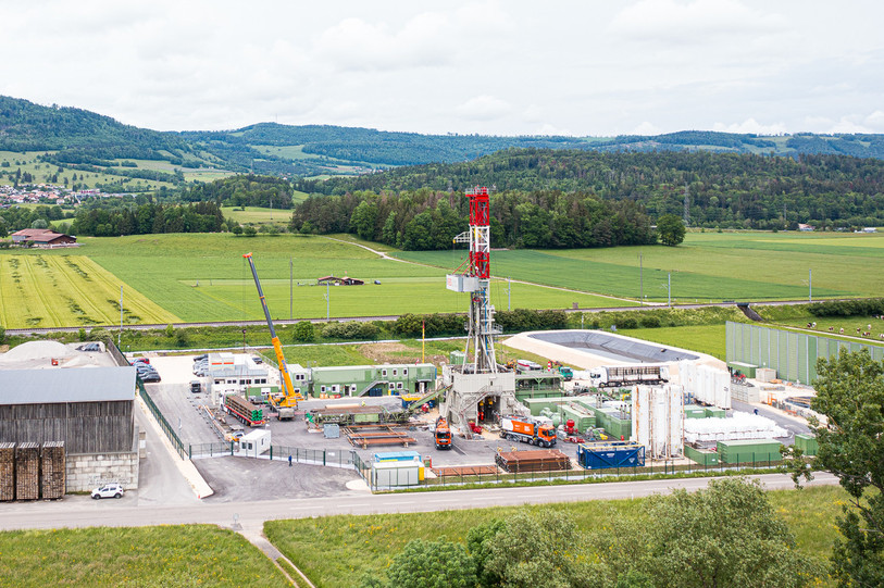 Le chantier de géothermie profonde à Haute-Sorne en mai 2024. (Photo : Georges Henz).