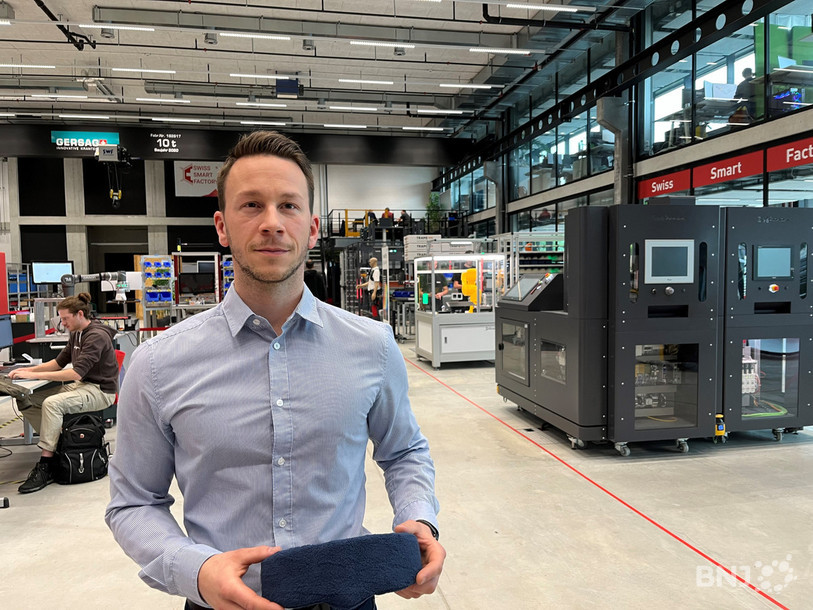 Jimmy Bron, directeur adjoint du Swiss HealthTech Center, travaille depuis le début de l’année avec son équipe sur un projet de masque du sommeil qui permettra de diagnostiquer et potentiellement traiter l’apnée obstructive du sommeil.