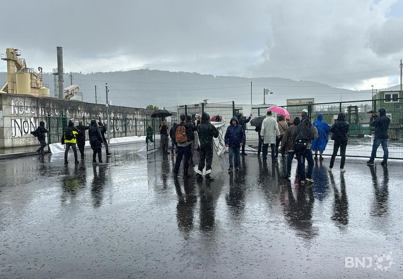 La manifestation des opposants au projet de géothermie profonde se voulait pacifique et conviviale.