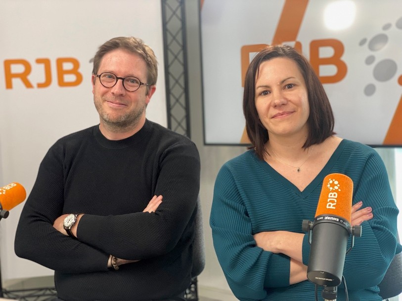 Patrick Tanner, ancien patron du Mt-Soleil Open Festival, et Lucie Noirat, qui a été la responsable RP des radios RJB, RFJ et RTN.