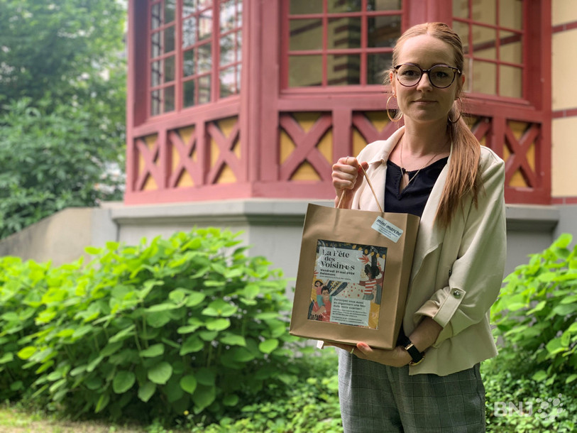 Cathy Tobler, agente administrative au Service de la cohésion sociale à Delémont, se réjouit de l'engouement autour de la 3e édition de la Fête des voisins.