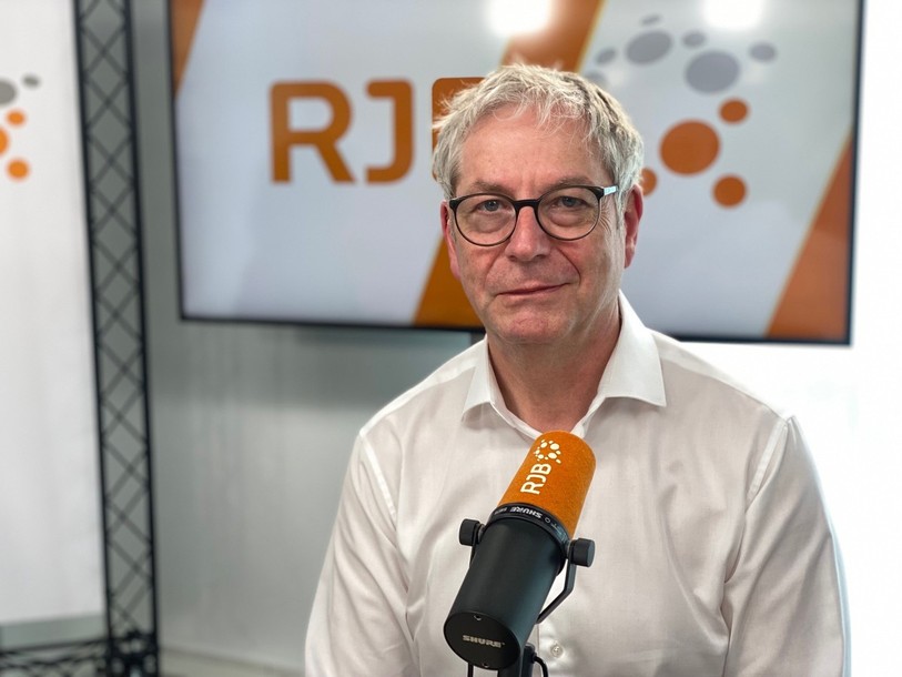 Enfant de Malleray, Marc-Henri Jobin est l’actuel
directeur du Centre de formation au journalisme et aux médias à Lausanne.