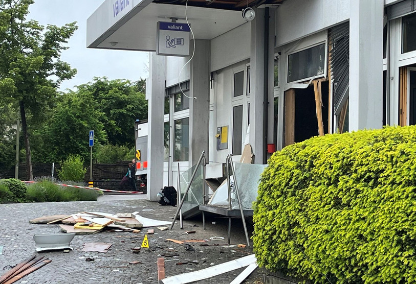 Le bancomat a été détruit par l'explosion. Photo : Police de Bâle-Campagne