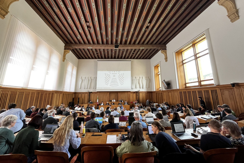 Les députés neuchâtelois ont accepté à la quasi-unanimité une motion demandant d'améliorer la protection de l'intégrité sexuelle des élèves.