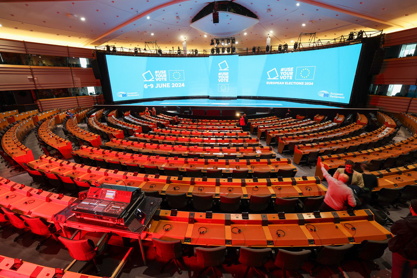 Les Européens doivent renouveler leur parlement. (Photo : EPA/OLIVIER HOSLET).