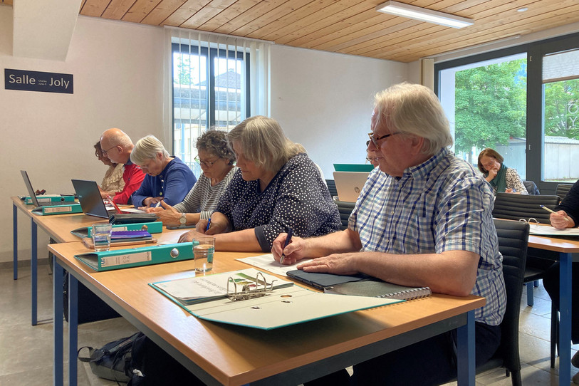 Les 15 seniors qui participent au premier atelier pour favoriser un vieillissement sain au Cora.