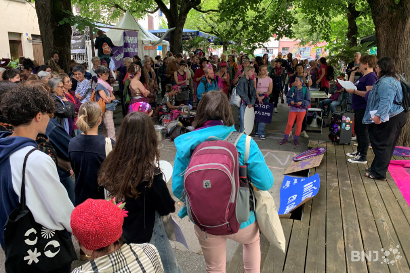 La grève féministe a réuni entre 150 et 200 personnes vendredi à Delémont.