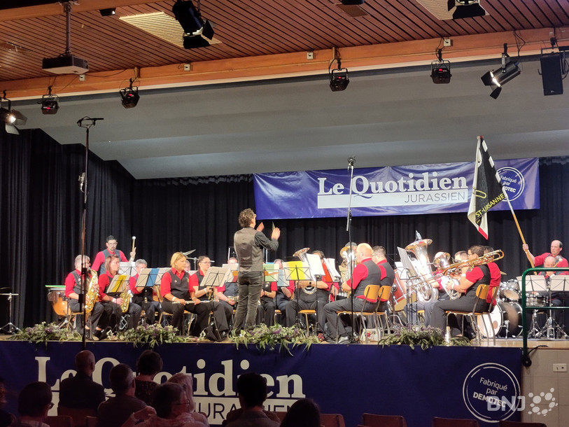 La fanfare municipale de St-Ursanne s'est produite samedi à l'occasion de la Fête jurassienne de musique à Alle, après 50 ans d'absence à la manifestation.