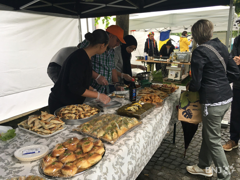 Le Festy'G'ladal a pris ses quartiers dans les jardins de l'Espace-Jeunes à Delémont.