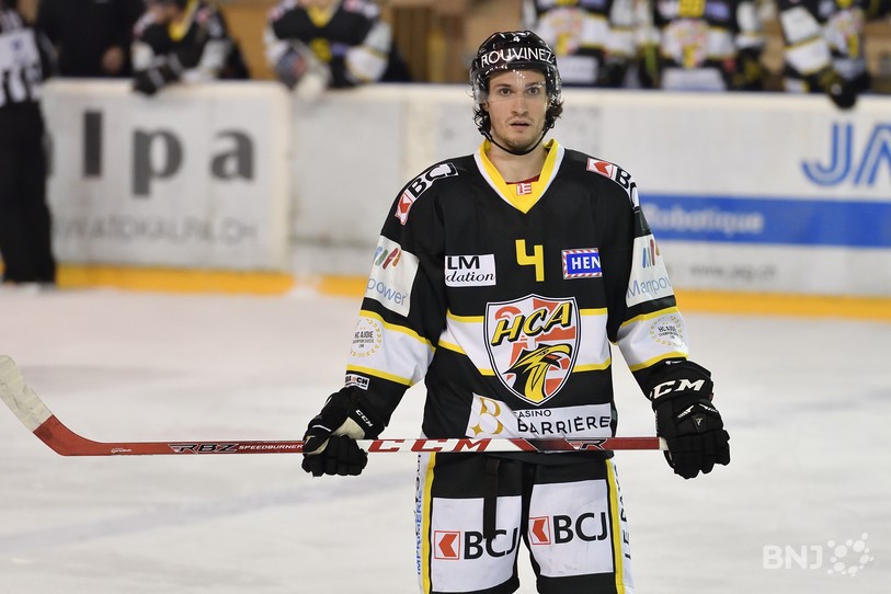 Jonathan Hazen a marqué deux buts jeudi soir.