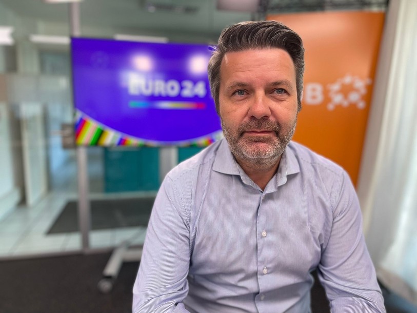 Le président du FC Azzurri Bienne Joël Vuillaume tient à souligner le travail de l’entraineur de la première équipe, Rocco Cinotti. « C’est la troisième fois qu’il fait monter le club en 2e ligue ».