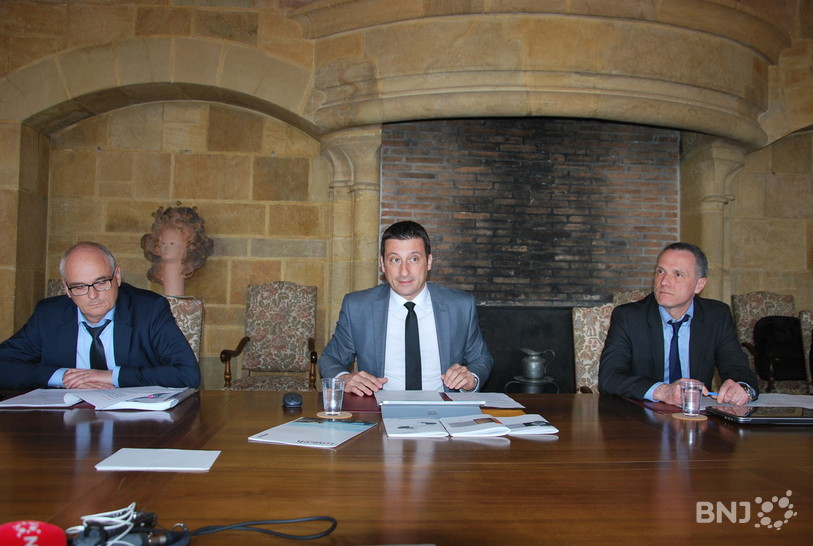 Pierre-Alain Schnegg, Conseiller d’Etat bernois, Jacques Gerber, Ministre jurassien et Laurent Kurth, Conseiller d’Etat neuchâtelois.
