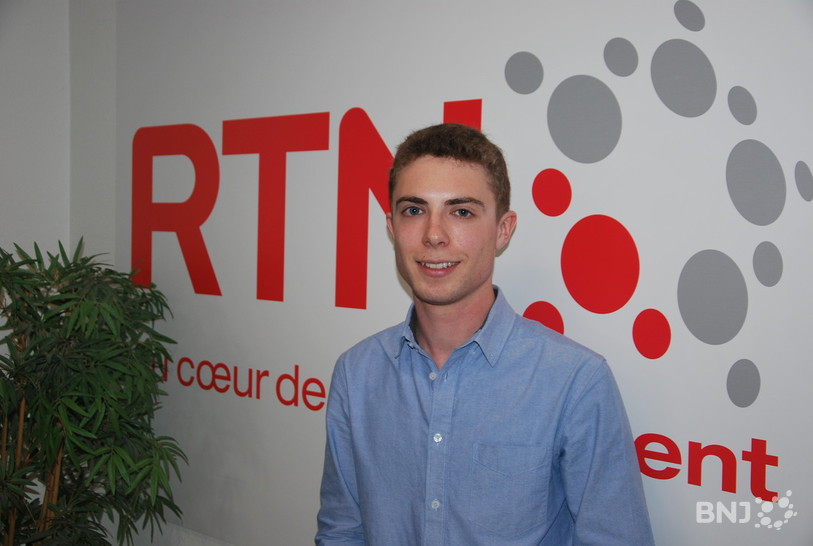 Jonas Follonier, le nouveau directeur de NeuchVox, veut redonner une seconde vie à la Web radio.