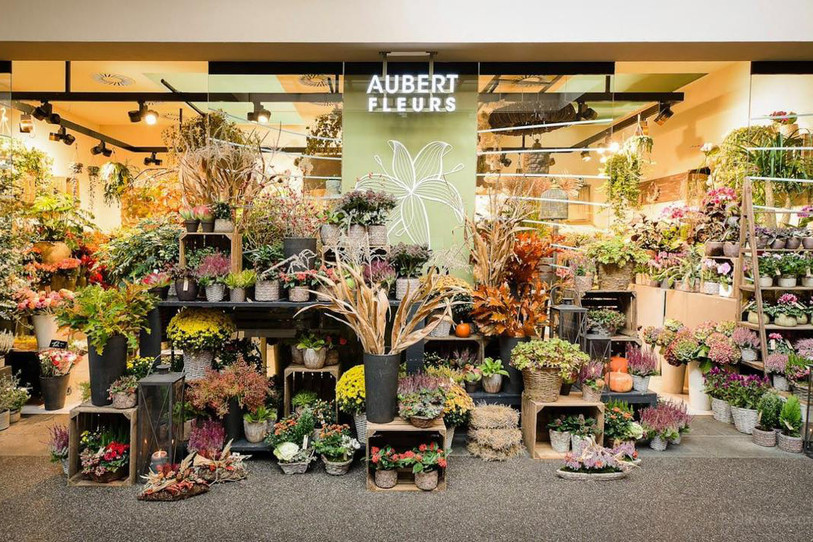 L'emblématique magasin de fleurs de la gare de Neuchâtel va fermer ses portes. (Photo : Aubert Fleurs).