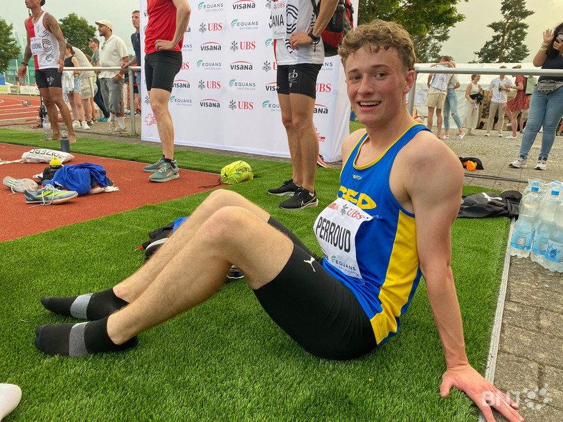 Alexis Perroud au terme de son 400m haies.