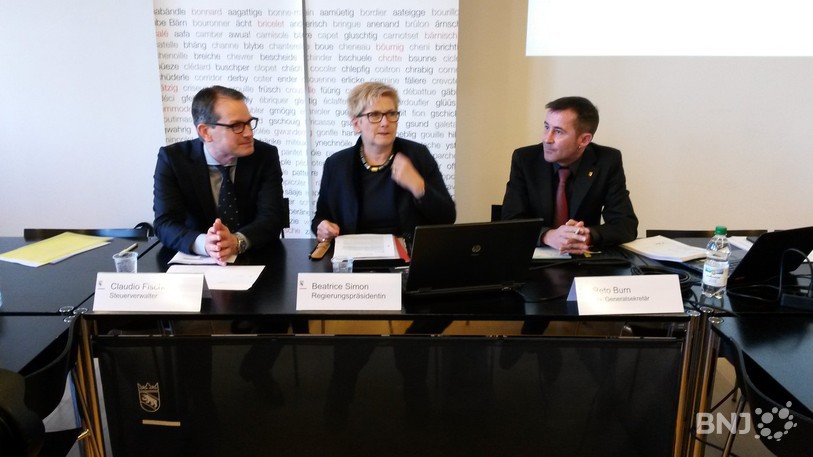La Direction des finances du canton de Berne a présenté jeudi sa révision de l'imposition