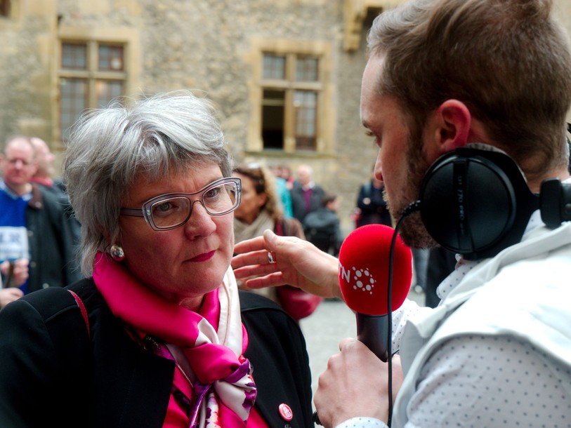 Monika Maire-Hefti interrogée par Adrien Juvet.