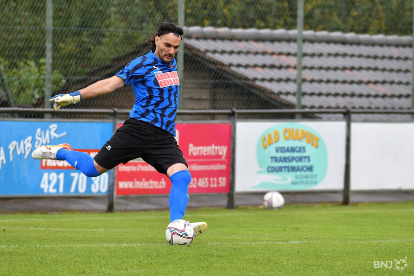 Alexandre Martinovic, ici dans les buts du FC Porrentruy, devient responsable technique du FCAM après une expérience comme entraîneur. (Photo d'archives : Georges Henz).