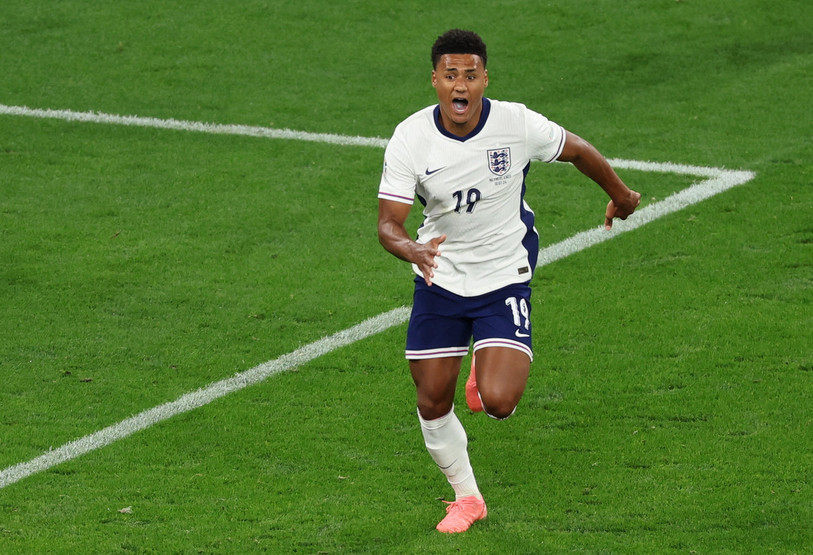Ollie Watkins célèbre le 2-1 anglais. (Photo : EPA / Mohamed Messara). 