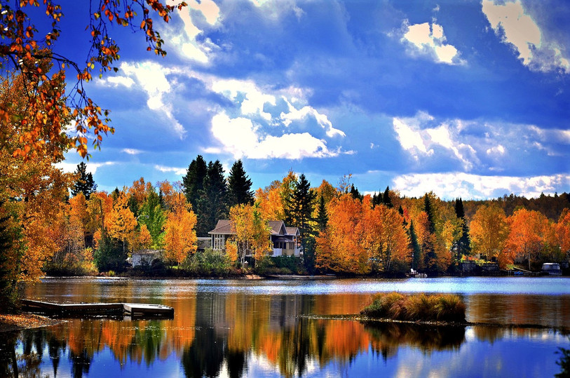 Le Québec et sa variété de couleurs au fil des saisons. (Photo libre de droits).