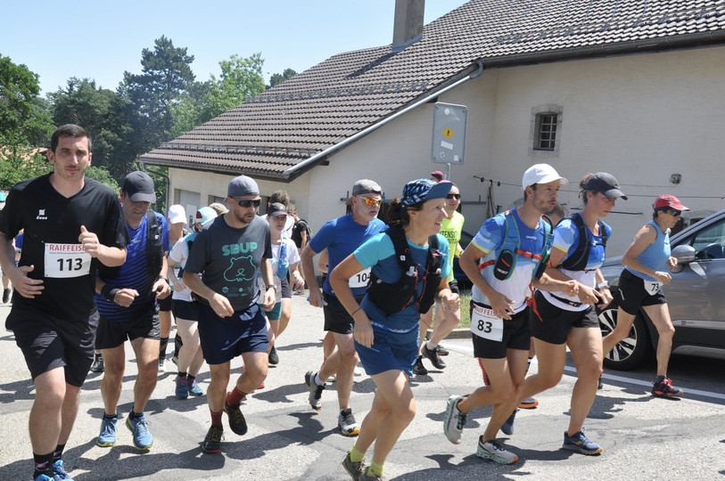 A l'assaut de La Tourne. (Photo : Trophée R. de Tablette)