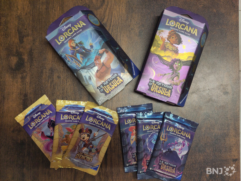 Quelques pochettes de cartes Disney Lorcana.