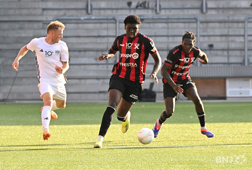 Giovani Bamba et ses coéquipiers ont fait le travail avec la manière à Bellinzone. (Photo d'archives : Georges Henz)