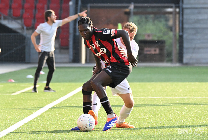 Le joueur de Neuchâtel Xamax, Fabrice Nsakala, quitte les « rouge et noir » pour rejoindre le FC Annecy. (Photo: Georges Henz)