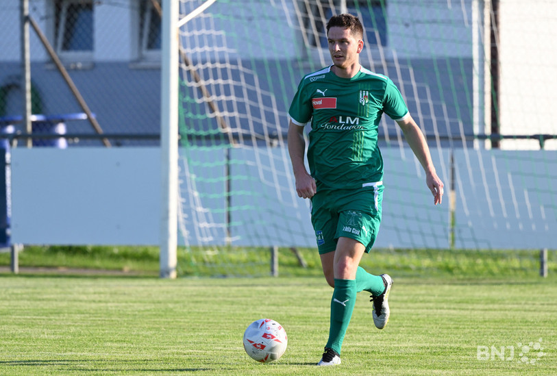 Le défenseur Bastien Hulmann a égalisé pour le FC Courtételle malgré l'infériorité numérique. (Photo archives : Georges Henz).