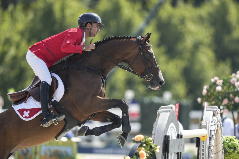 Bruxelles marquait les retrouvailles en concours entre Steve Guerdat et sa monture Dynamix de Belheme, au repos depuis les JO. (Photo : KEYSTONE / AP / Mosa'ab Elshamy).