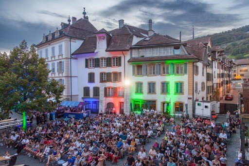 Plus de 1'300 personnes se sont déplacées pour pour cette édition 2024. (photo : Cinéma Open Air la Neuveville)