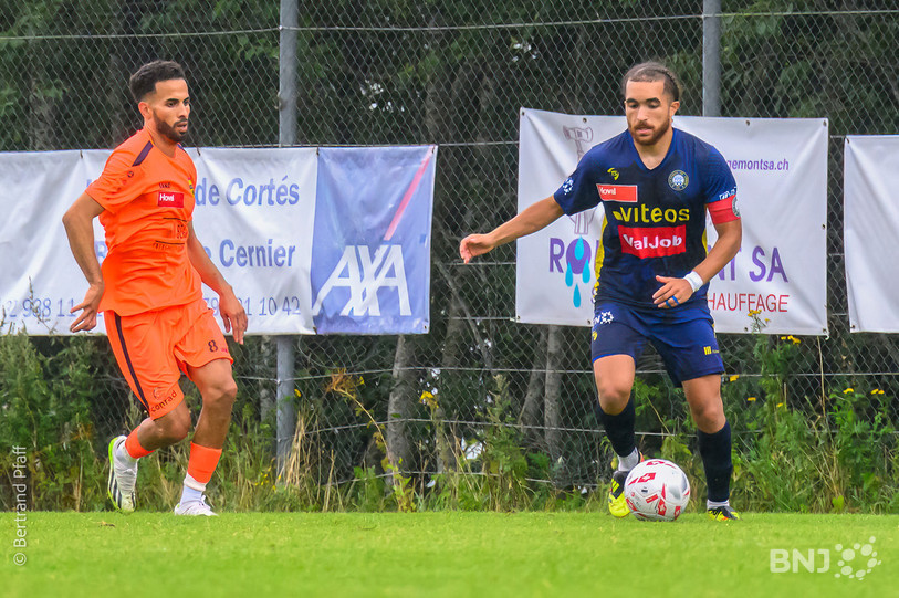 Les joueurs de Coffrane et du FC La Chaux-de-Fonds connaissent une première partie de saison difficile.