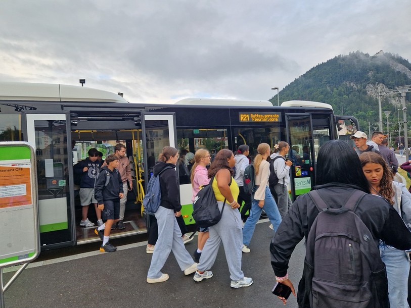 Les jeunes bénéficieront d'un rabais de 66% sur leur abonnement de transport public pendant deux ans.